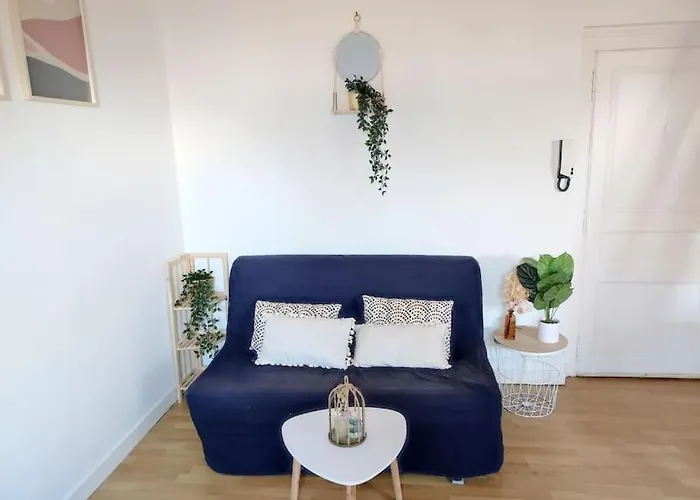Paisible Duplex Au Centre-Ville